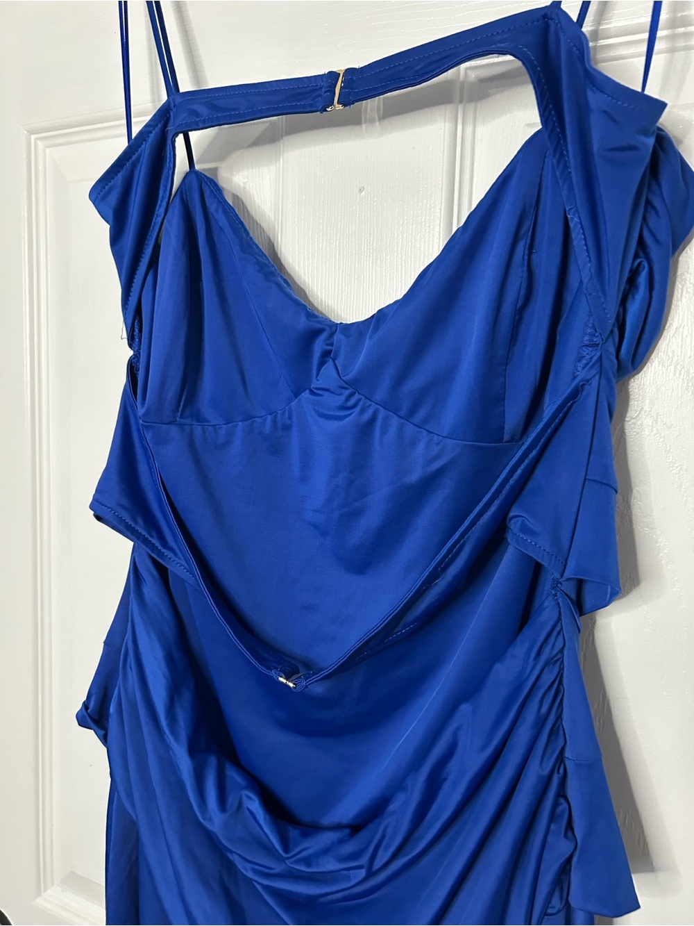 Sunday in Brooklyn Twist-Front Fitted Midi Dress - Picture 14 of 16